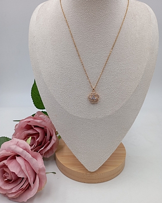 Προϊόν: Κολιέ ατσάλινο σχέδιο λουλούδι και τριφύλλι 59102 Gold Κολιέ ατσάλινο σχέδιο λουλούδι και τριφύλλι 59102 Gold