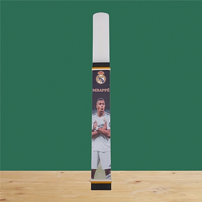 Προϊόν: Λαμπάδα πλακέ με τον Εmbappe LA261023 Εmbappe Λαμπάδα πλακέ με τον Εmbappe LA261023 Εmbappe