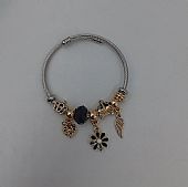 Βραχιόλι Stainless Steel Charms καρδούλα, λουλουδάκι, φτερό και μαύρη χάντρα : 2