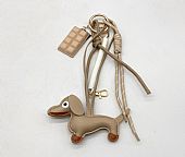 Beige Dog charm 
 : 1