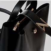 Nolah Γυναικεία Τσάντα Πλάτης Lauren Black



 : 3